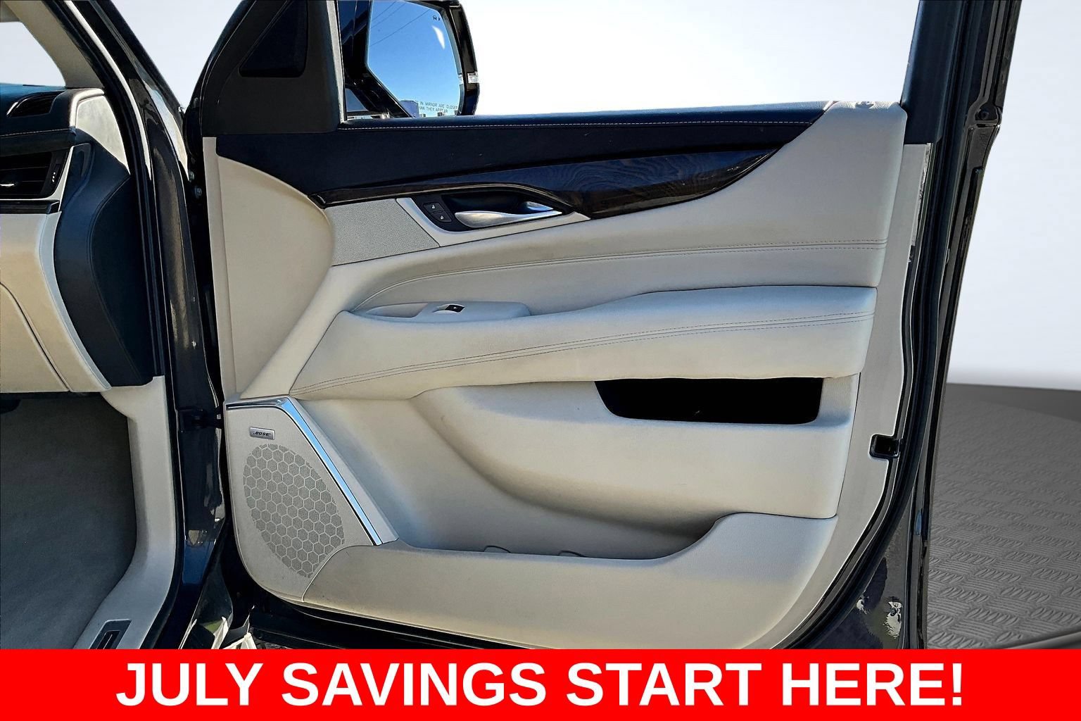 Used 2018 Cadillac Escalade ESV Luxury AWD/4WD image 35