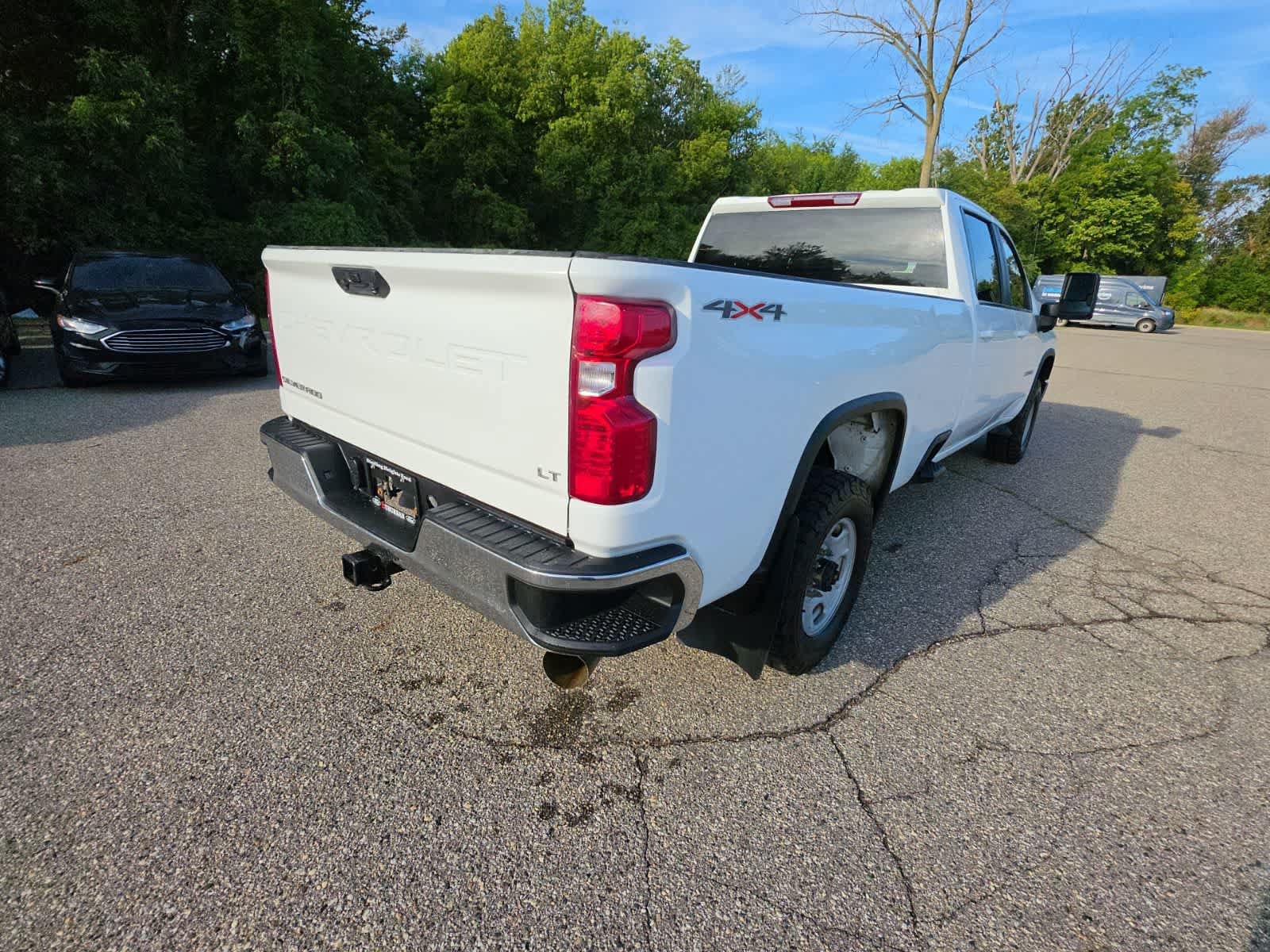 Used 2023 Chevrolet Silverado 2500 LT AWD/4WD image 8