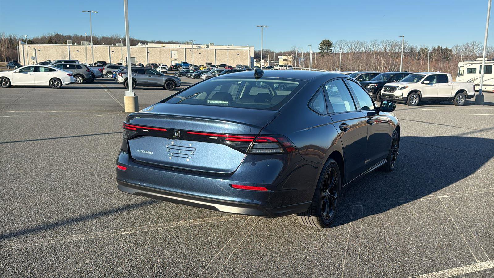 Used 2025 Honda Accord SE image 6