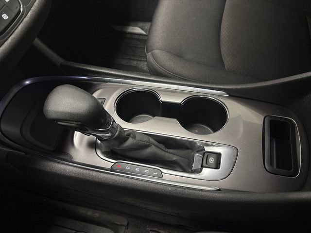 Used 2022 Chevrolet Malibu LT image 49