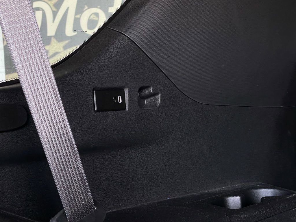 Used 2024 Chevrolet Tahoe LS image 25