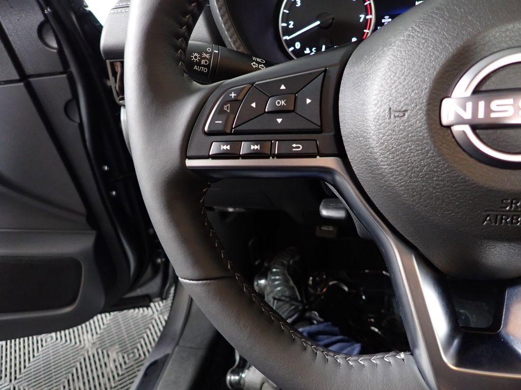 Used 2025 Nissan Sentra SV w/ All-Weather Package image 31