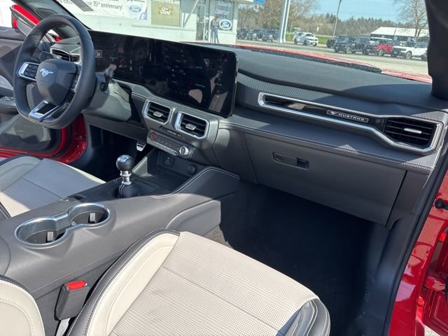 Used 2025 Ford Mustang GT Premium RWD image 26