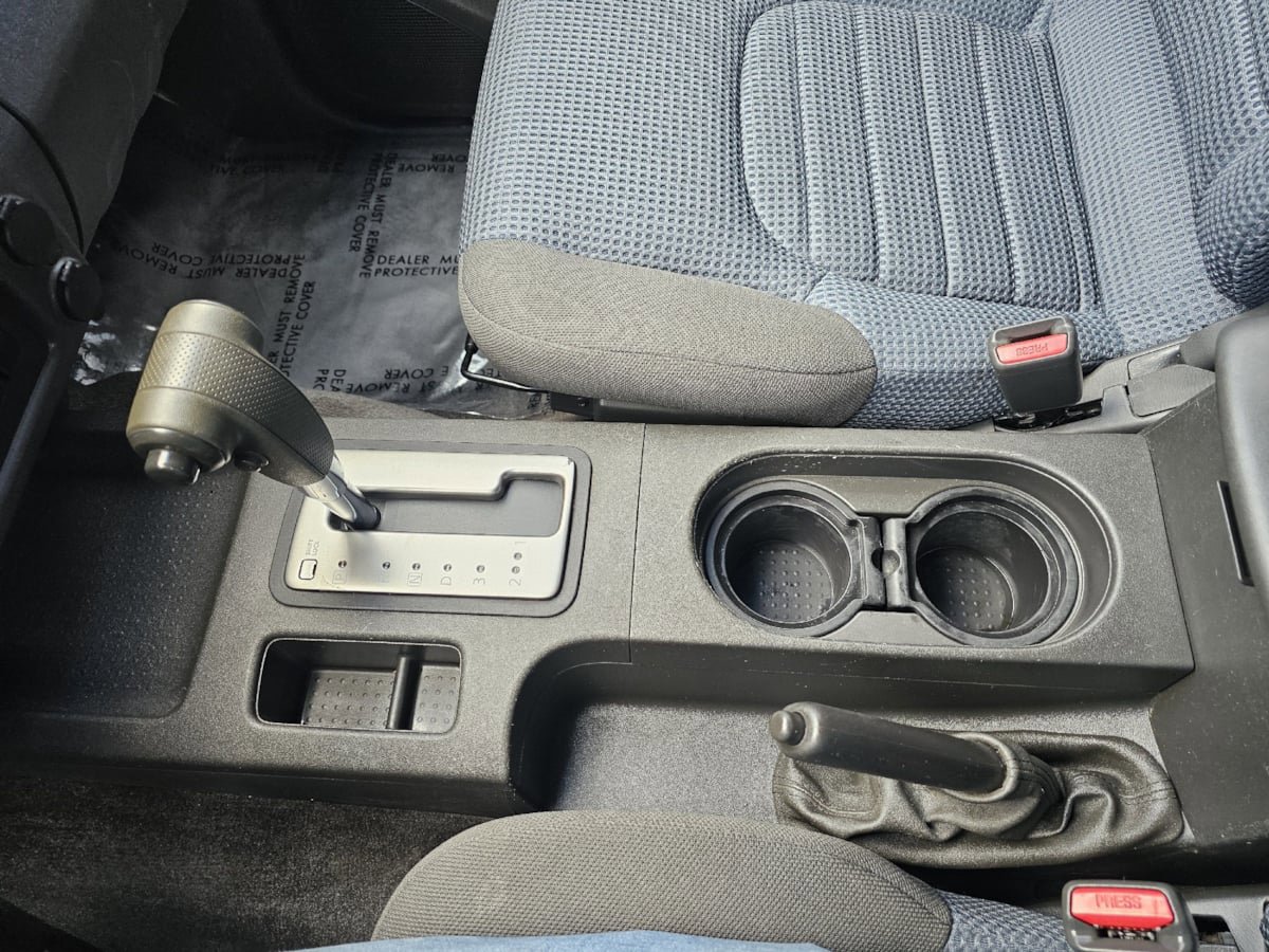 Used 2005 Nissan Xterra Off-Road image 15
