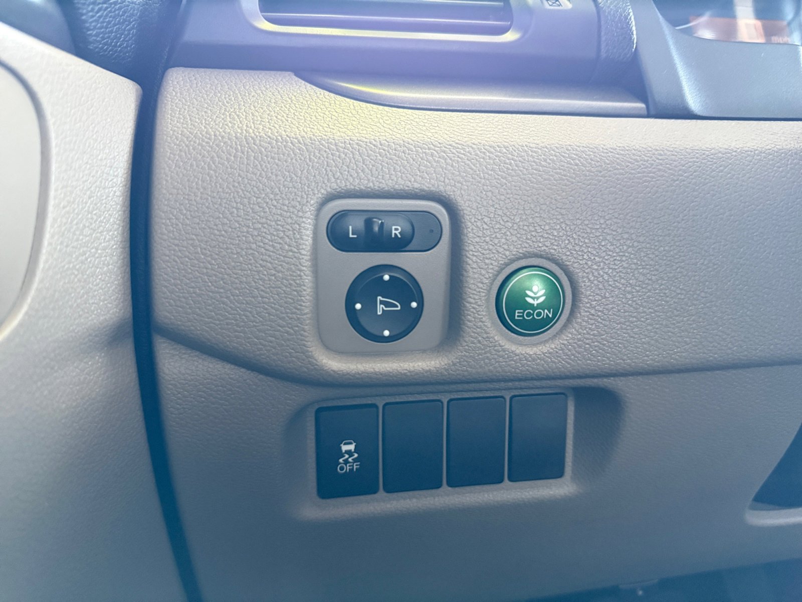 Used 2017 Honda Pilot LX image 21