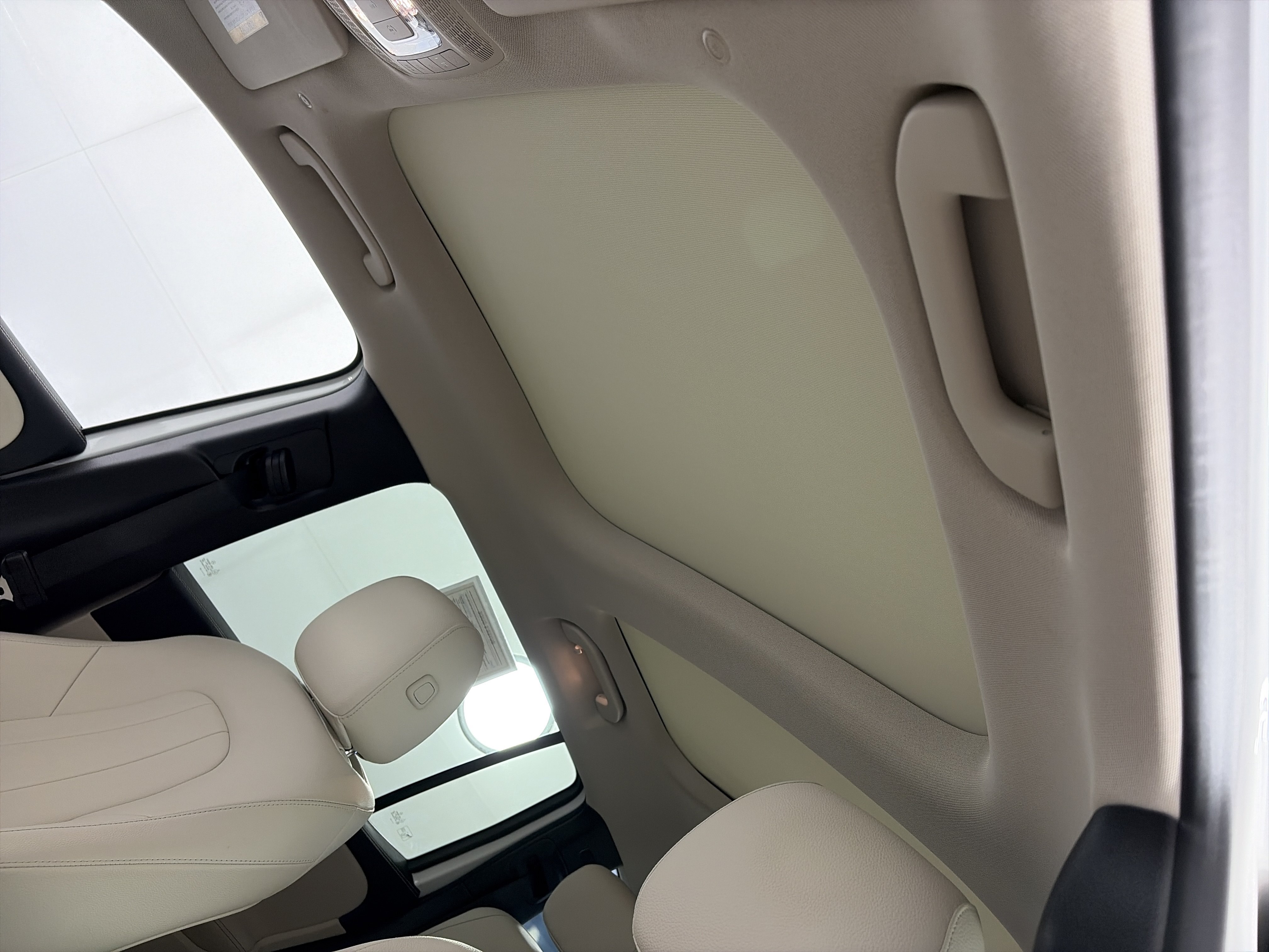 Certified 2022 Mercedes-Benz GLB 250 4MATIC image 18