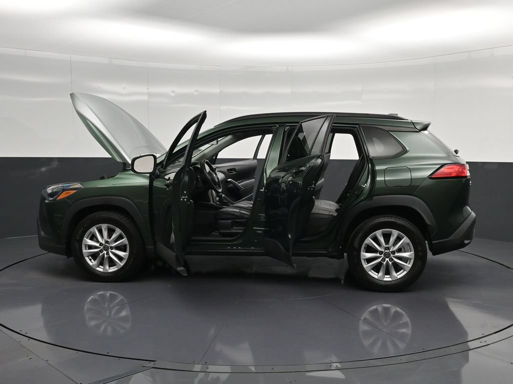 Used 2022 Toyota Corolla Cross LE FWD image 40