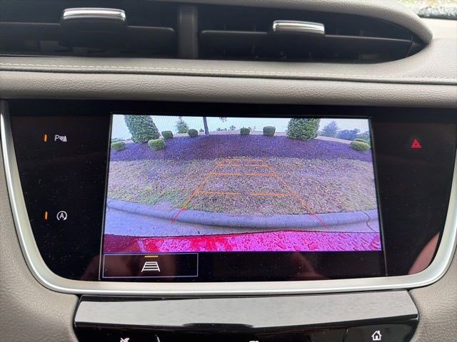 Used 2021 Cadillac XT5 Premium Luxury FWD image 16