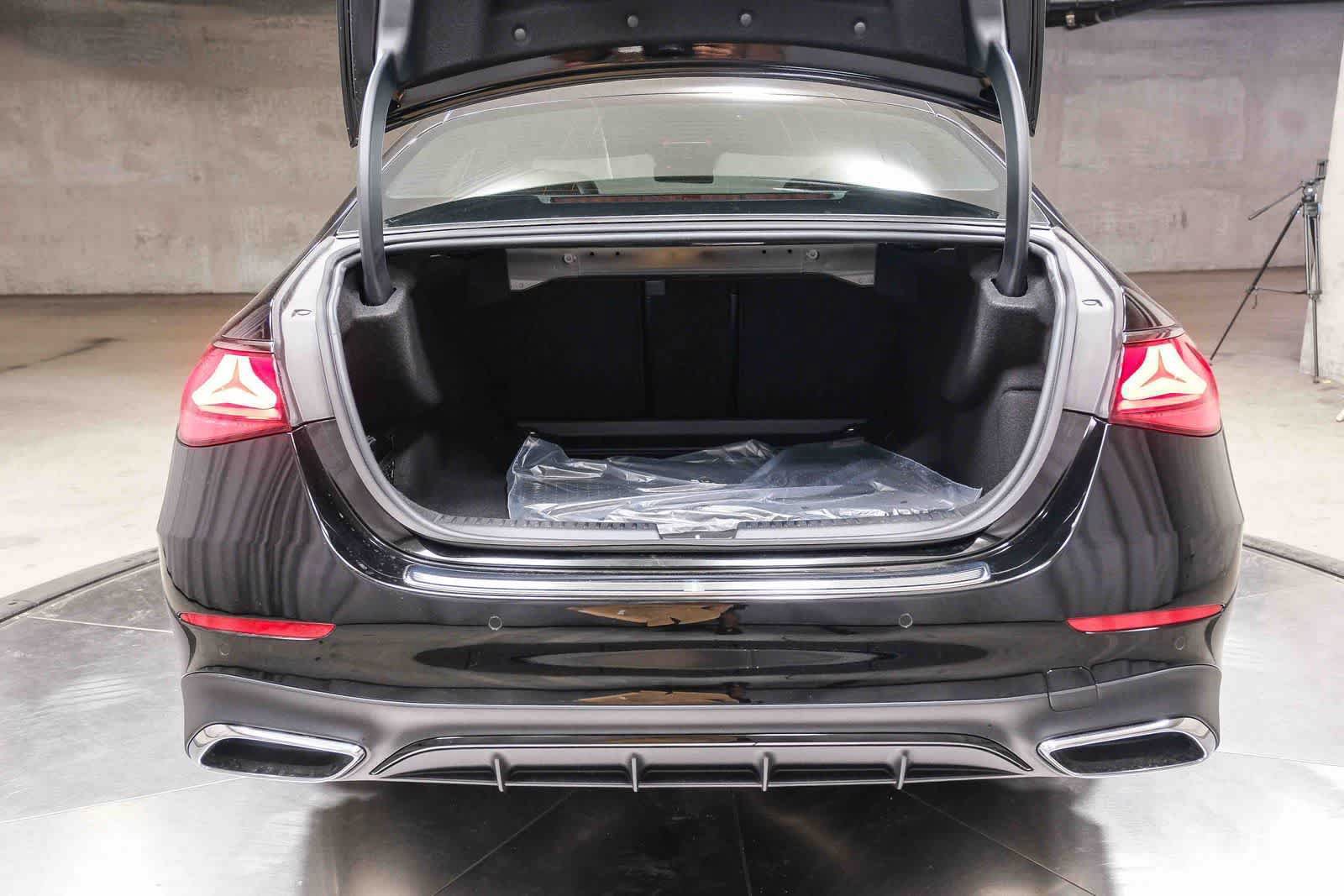 New 2027 Mercedes-Benz E 450 4MATIC Sedan image 16