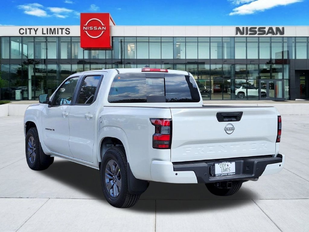 New 2027 Nissan Frontier SV w/ SV Convenience Package RWD image 3