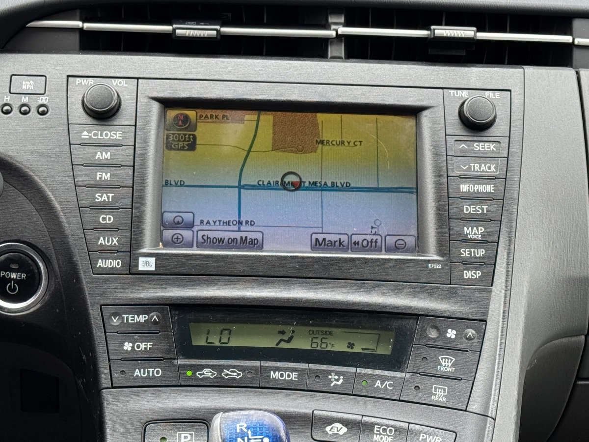 Used 2010 Toyota Prius FWD image 21