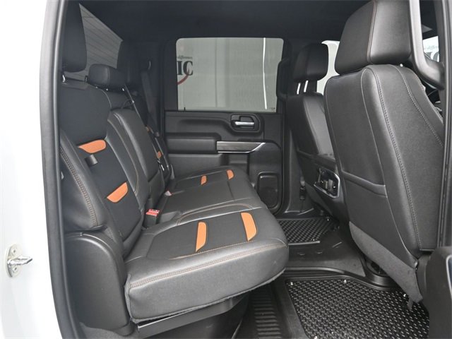 Used 2023 GMC Sierra 2500 AT4 image 11
