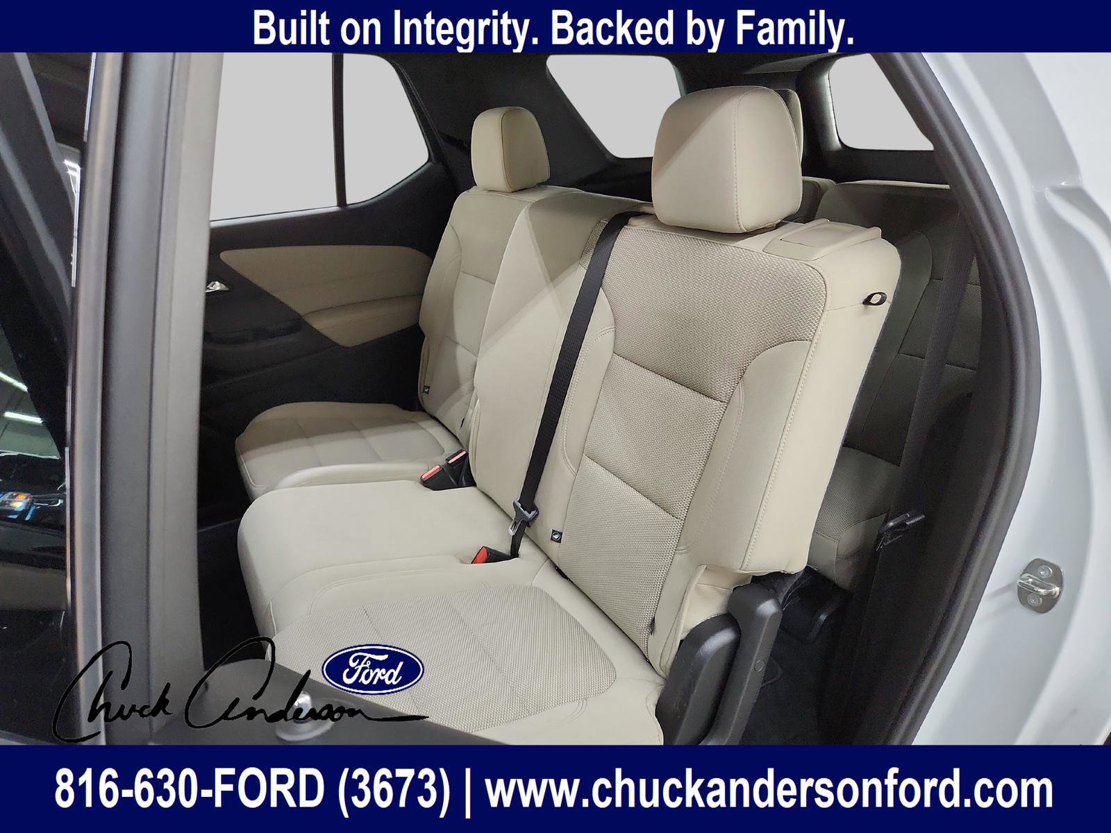 Used 2023 Chevrolet Traverse LS image 13