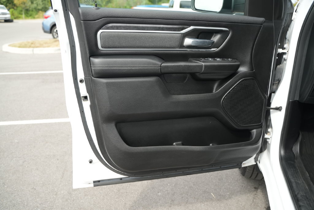 Used 2022 RAM 1500 Big Horn AWD/4WD image 14