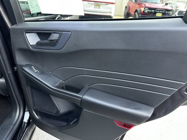 Certified 2024 Ford Escape Active AWD/4WD image 40
