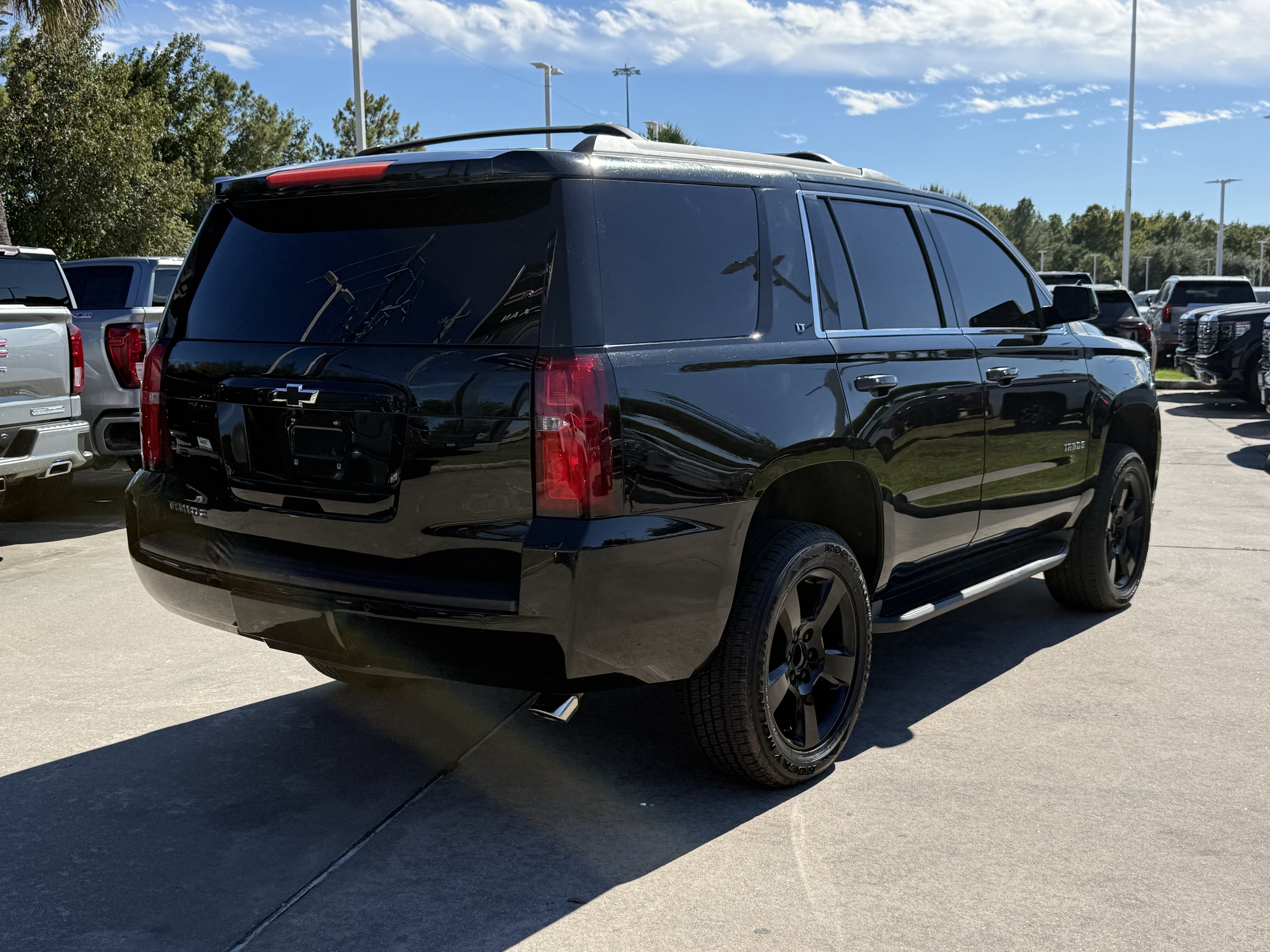 Used 2017 Chevrolet Tahoe LT RWD image 5