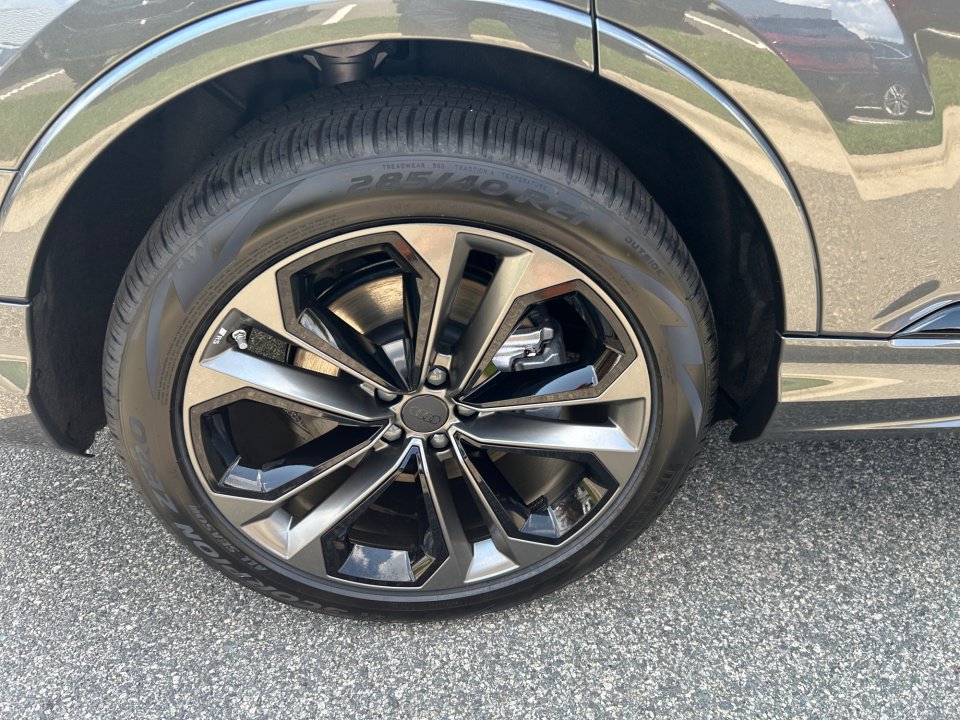 New 2026 Audi Q7 Premium Plus AWD/4WD image 23