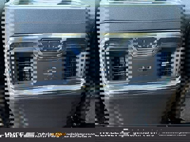 Used 2024 GMC Sierra 1500 Denali image 38