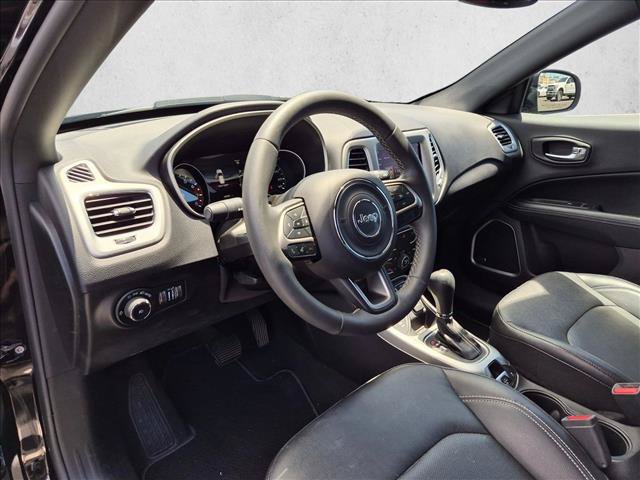 Used 2021 Jeep Compass Latitude w/ Sun and Sound Group AWD/4WD image 10