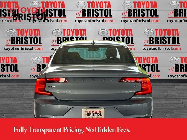 Used 2018 Volvo S90 T5 Momentum w/ Convenience Package FWD image 4