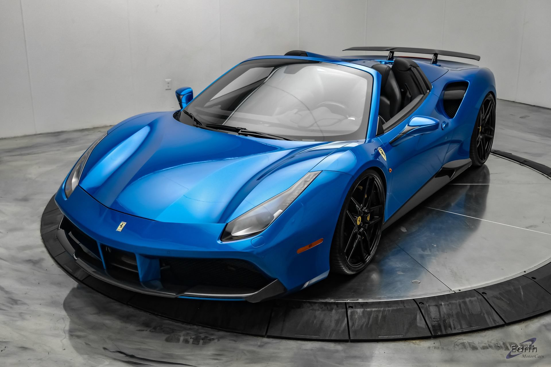 Used 2017 Ferrari 488 Spider RWD image 8