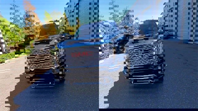 Used 2020 GMC Sierra 3500 Denali w/ Denali Ultimate Package image 50