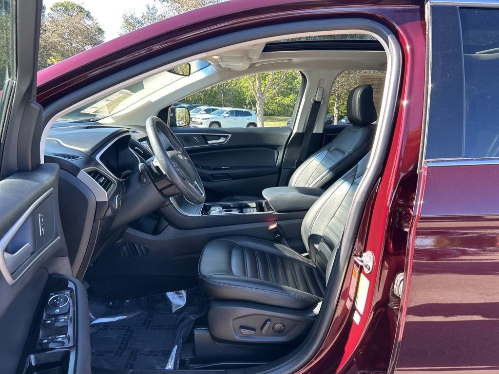 Used 2020 Ford Edge SEL w/ Cold Weather Package image 15