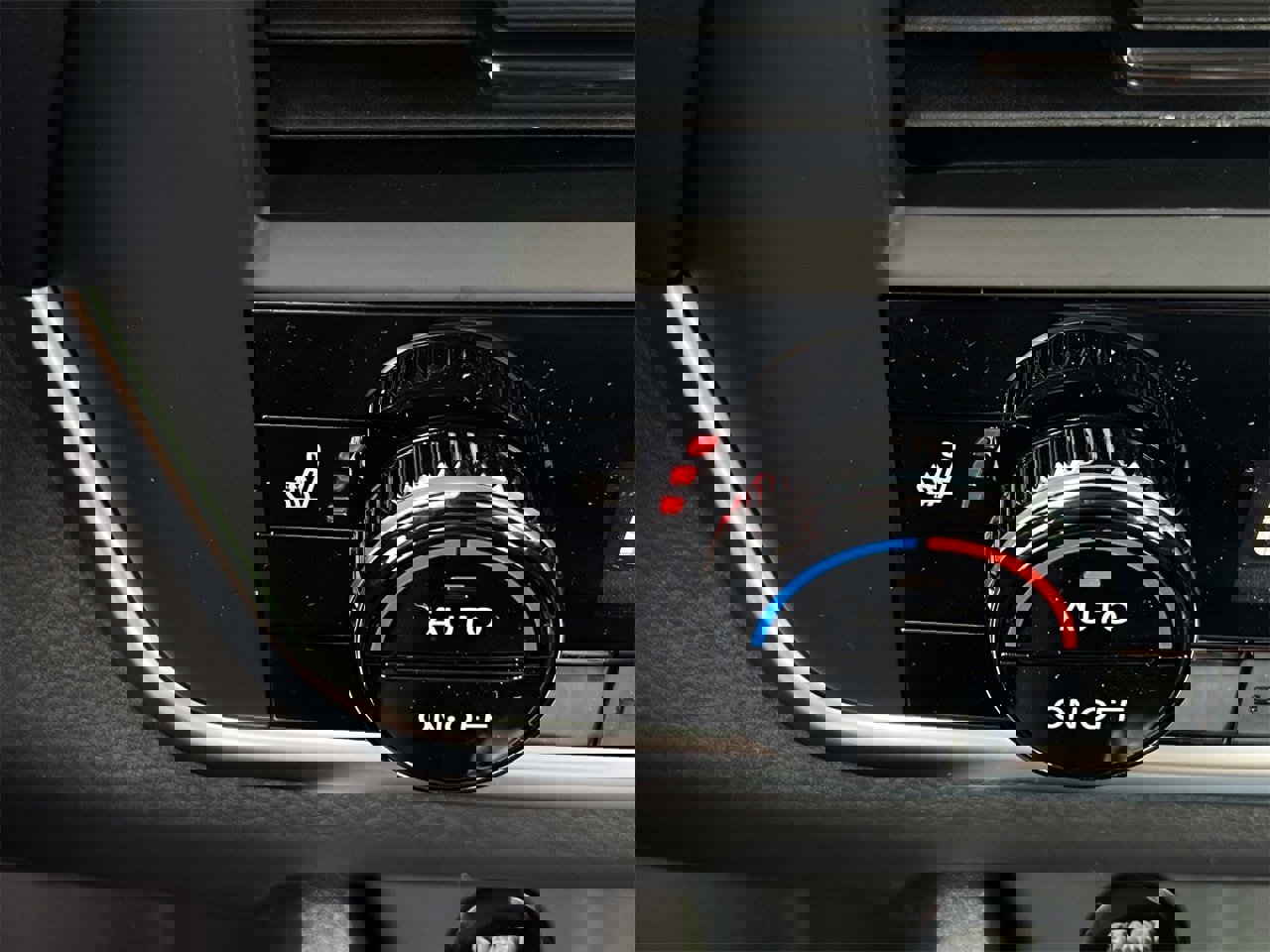 New 2026 Nissan Rogue SV image 12