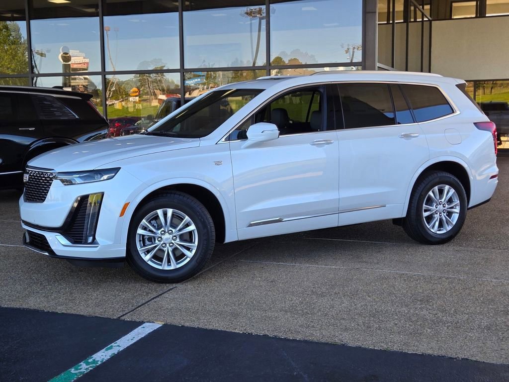 New 2025 Cadillac XT6 Luxury