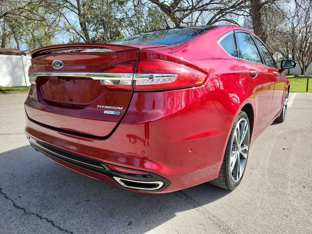 Used 2017 Ford Fusion Titanium image 9