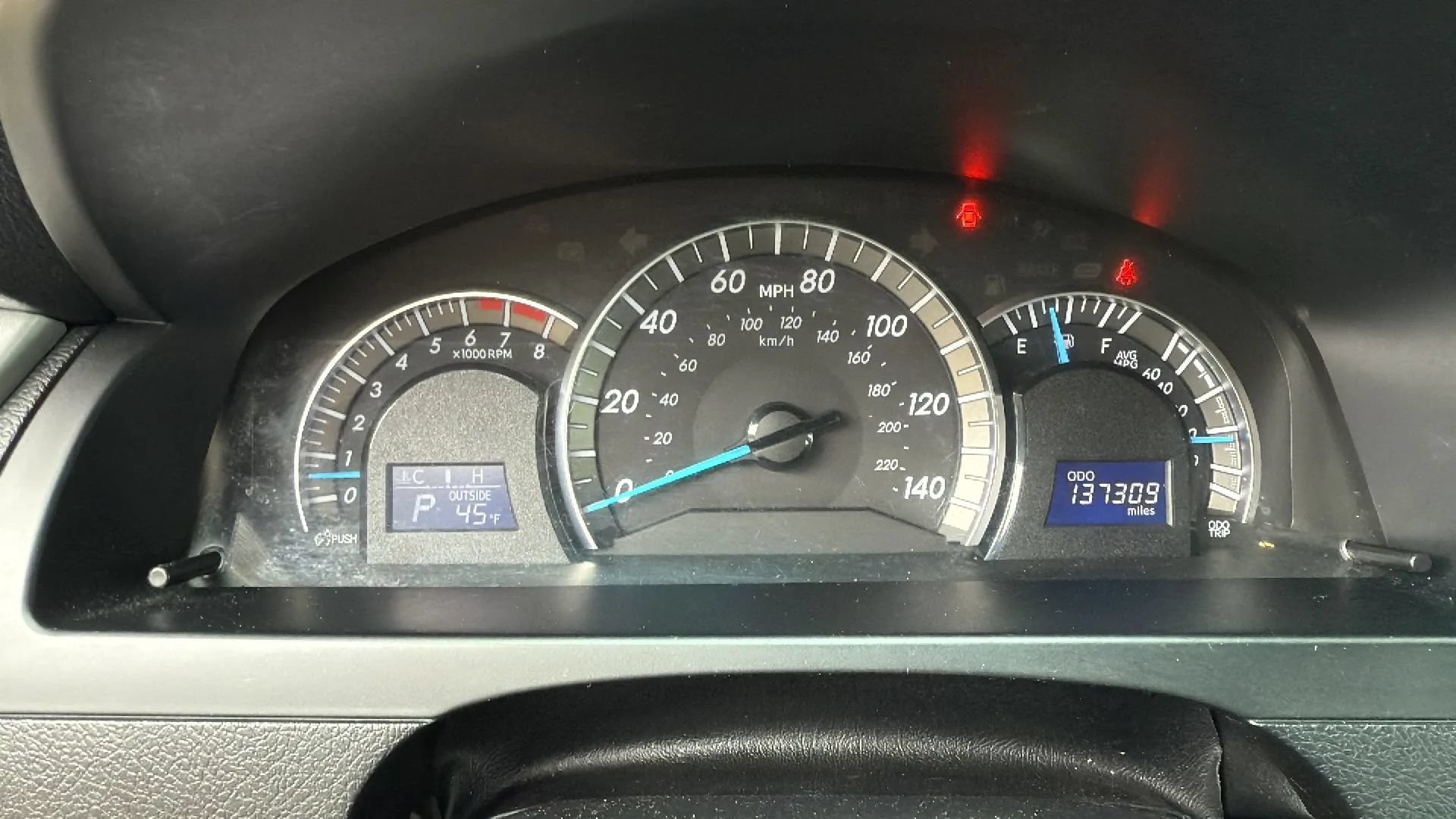 Used 2014 Toyota Camry SE w/ Moonroof Package FWD image 28
