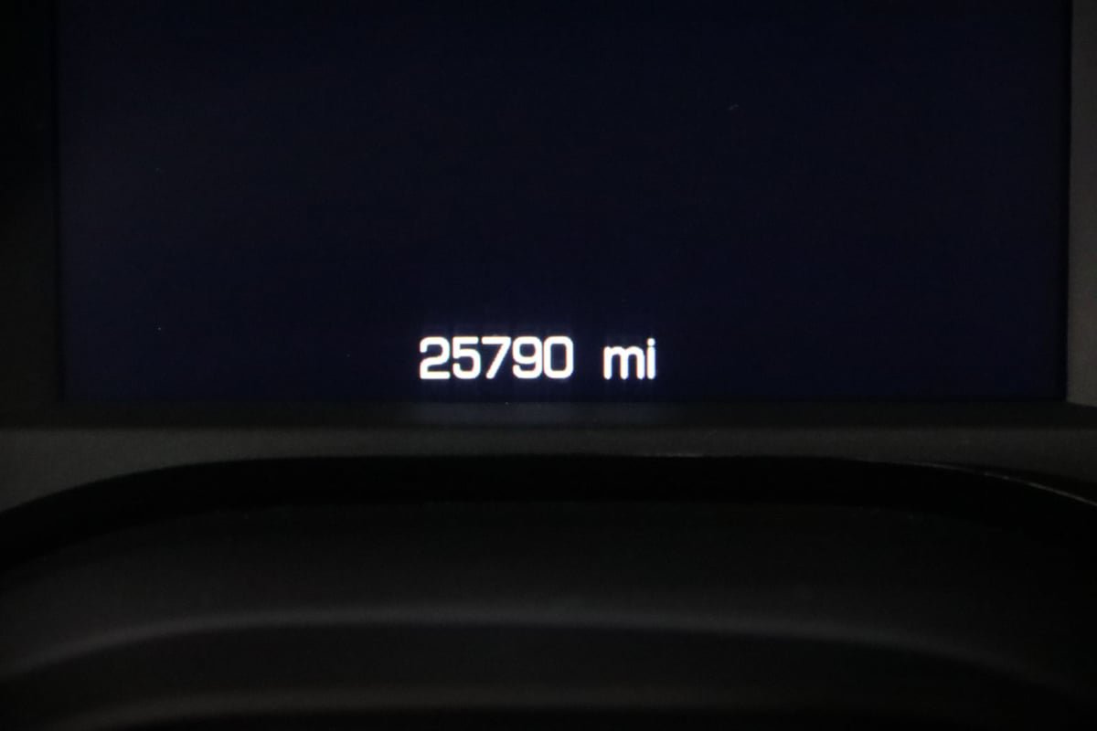 Used 2021 Chevrolet Camaro LT w/ RS Package RWD image 16