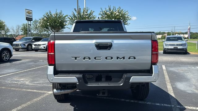 Used 2025 Toyota Tacoma SR5 w/ SR5 Upgrade Package RWD image 6