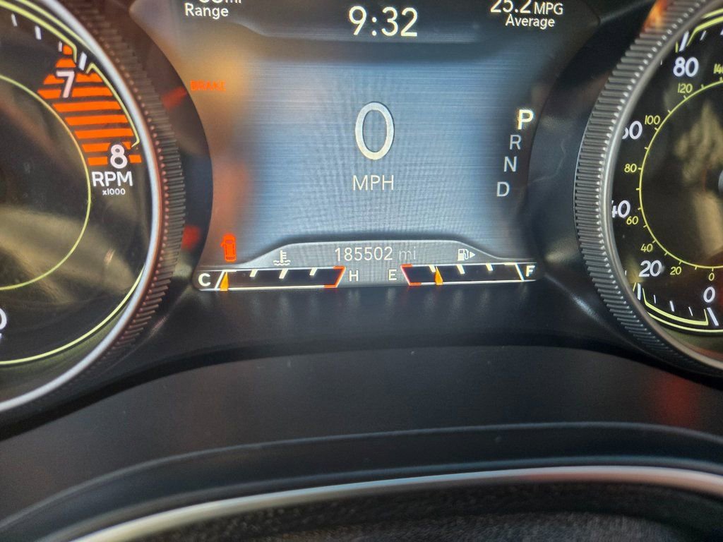 Used 2019 Jeep Cherokee Limited w/ Luxury Group image 12