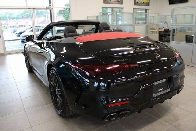 Used 2023 Mercedes-Benz SL 63 AMG 4MATIC image 20
