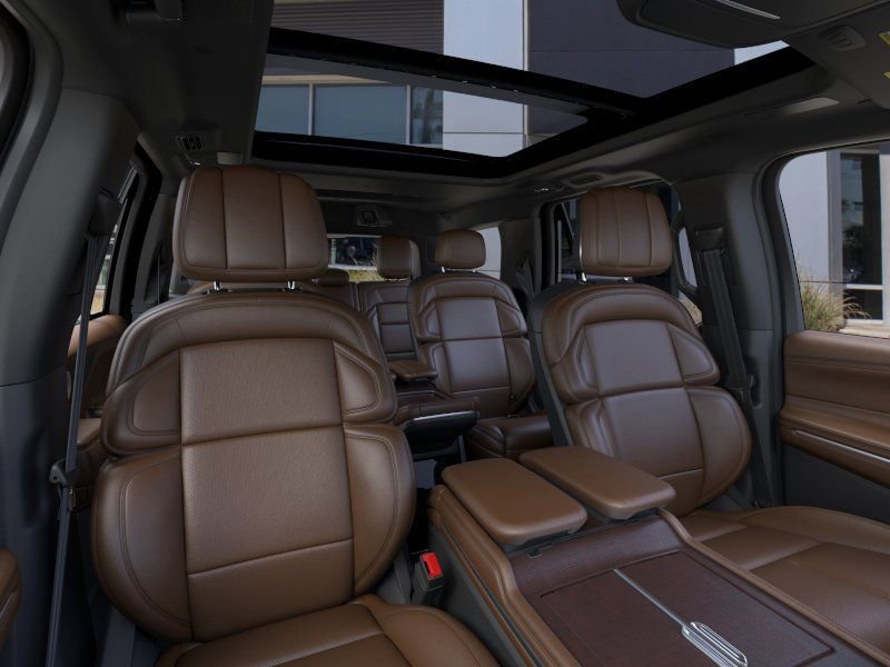 New 2026 Lincoln Navigator Reserve image 40