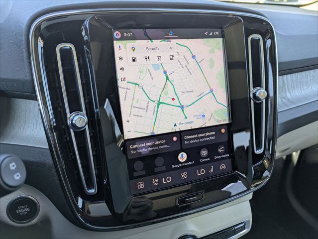 New 2026 Volvo XC40 B5 Plus w/ Protection Package Premier image 9
