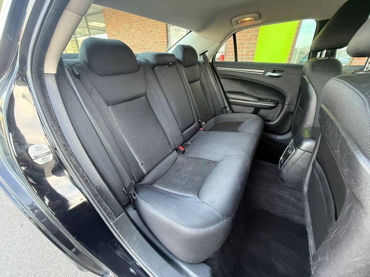 Used 2018 Chrysler 300 Touring AWD/4WD image 20
