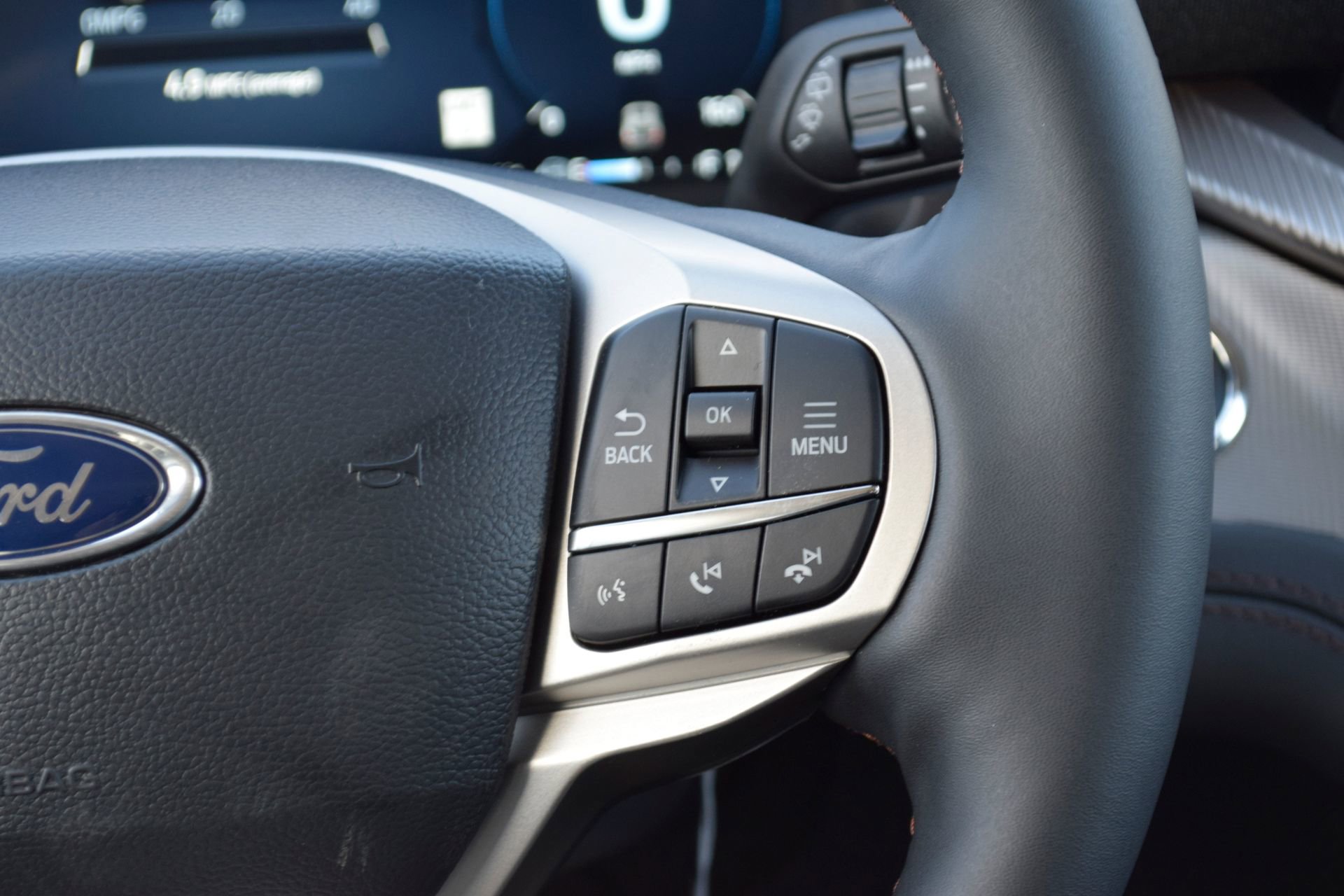 New 2026 Ford Explorer Active w/ Active Comfort Package image 10