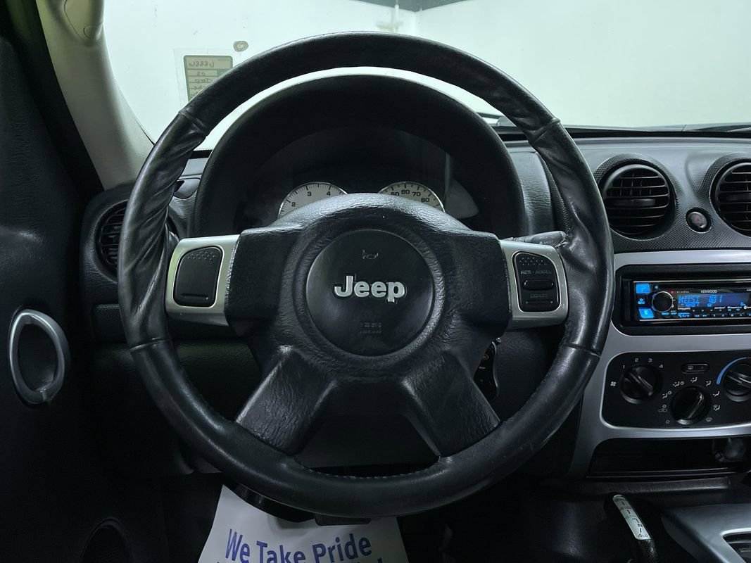 Used 2003 Jeep Liberty Limited image 20