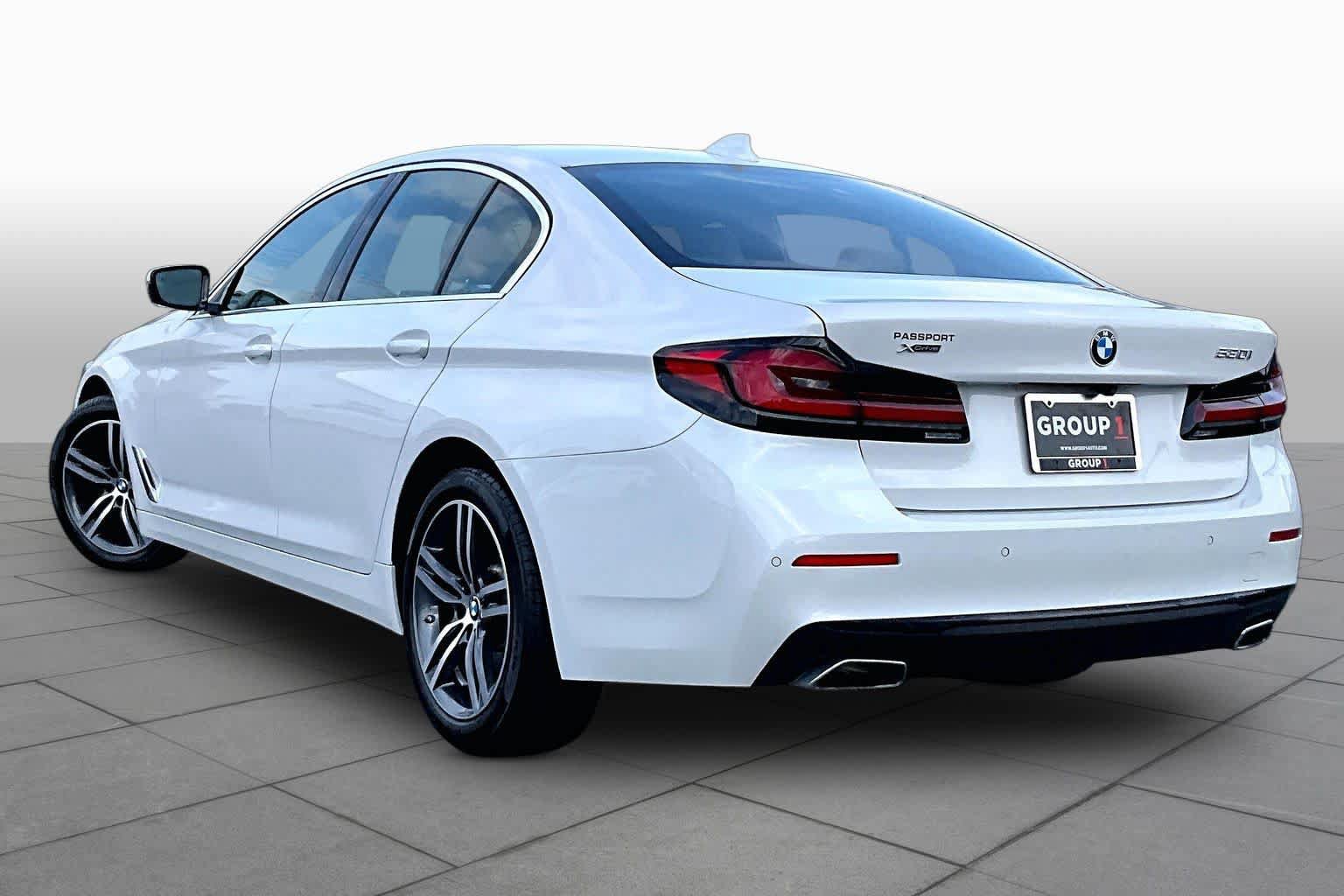Used 2023 BMW 530i xDrive AWD/4WD image 12