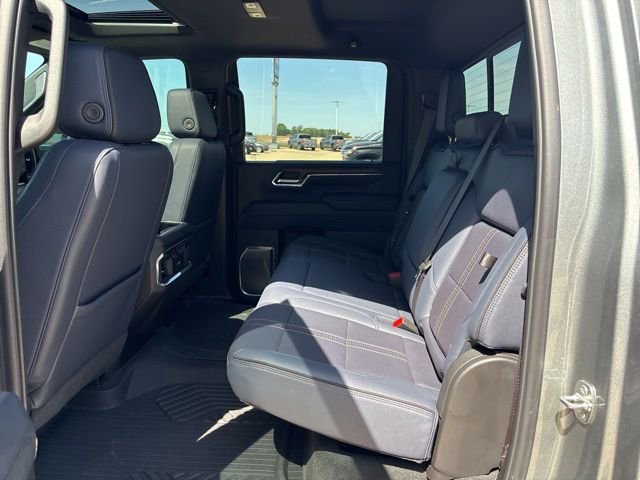 Used 2024 Chevrolet Silverado 2500 High Country w/ Technology Package AWD/4WD image 16