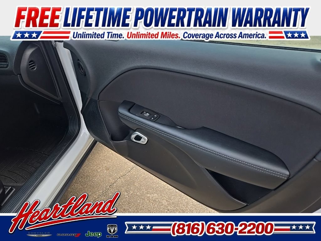Used 2022 Dodge Challenger GT w/ Blacktop Package AWD/4WD image 69