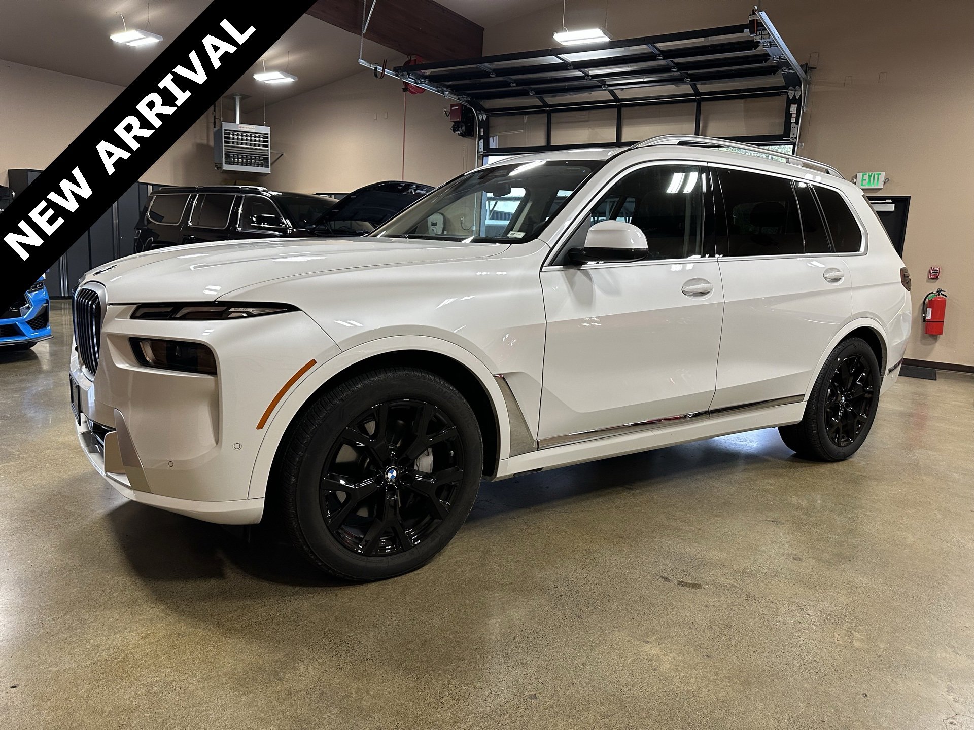 Used 2025 BMW X7 xDrive40i w/ Premium Package
