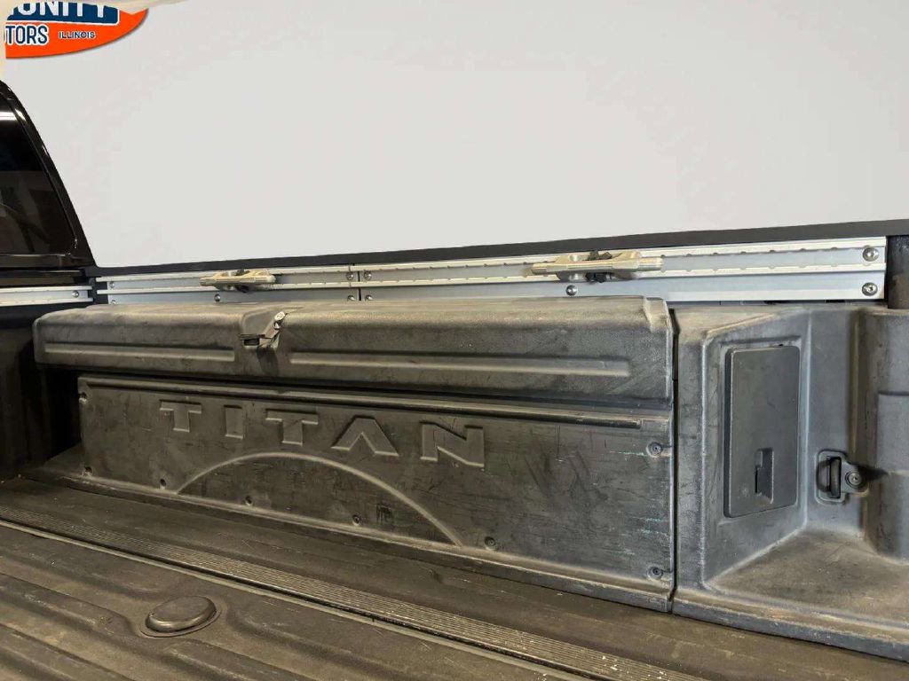 Used 2017 Nissan Titan Platinum Reserve AWD/4WD image 23