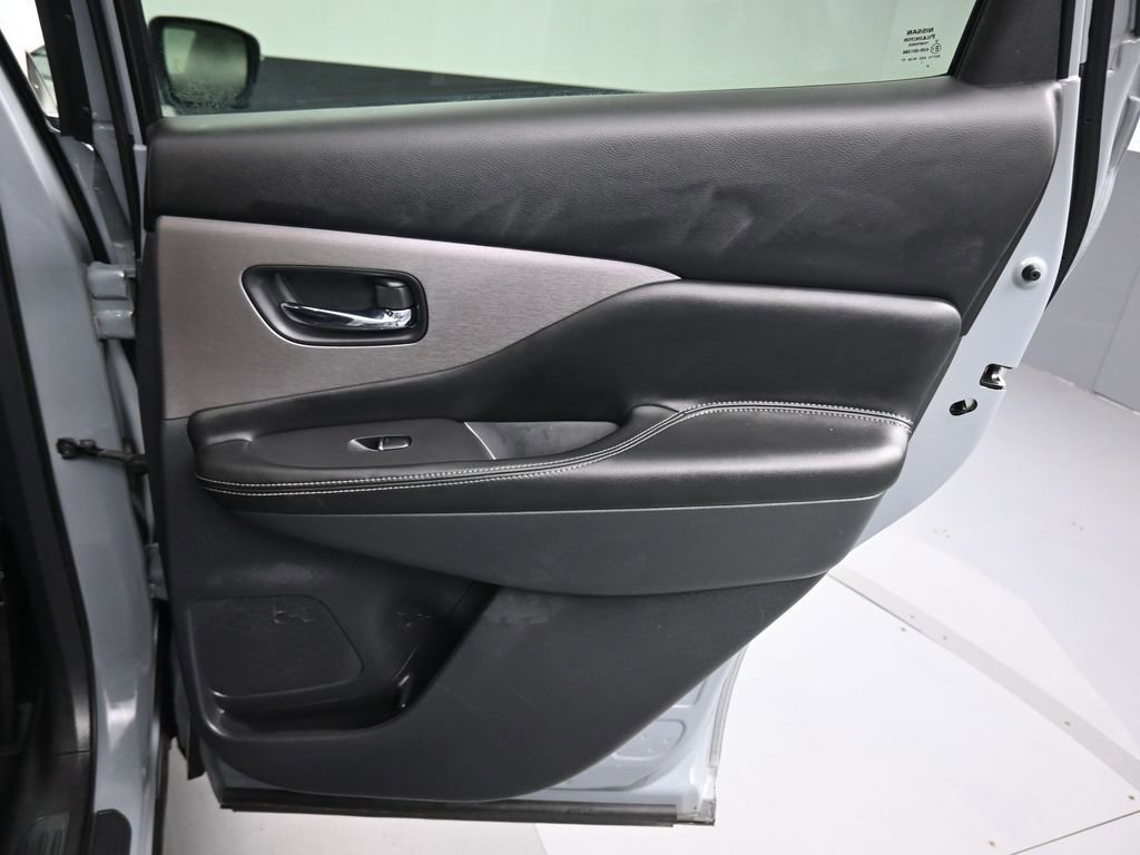 Used 2022 Nissan Murano SL w/ Cargo Package image 34