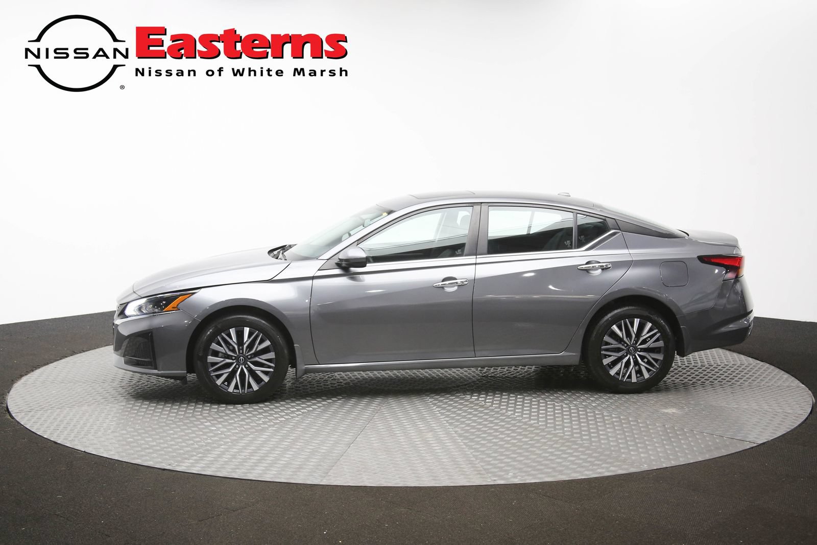Used 2023 Nissan Altima 2.5 SV w/ SV Premium Package AWD/4WD image 59