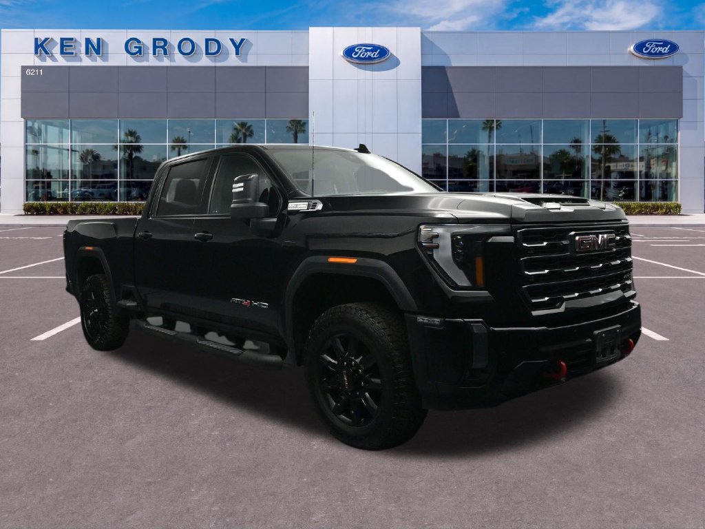 Used 2024 GMC Sierra 2500 AT4 w/ Technology Package