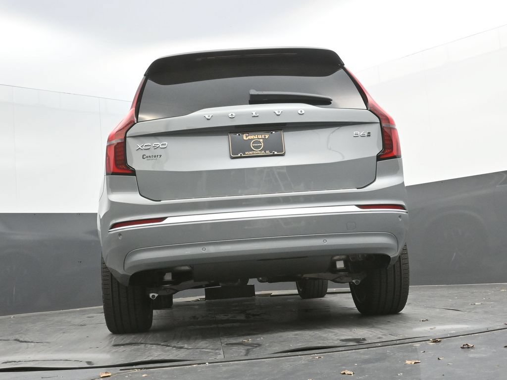 New 2026 Volvo XC90 B6 Plus w/ Protection Package Premier AWD/4WD image 33