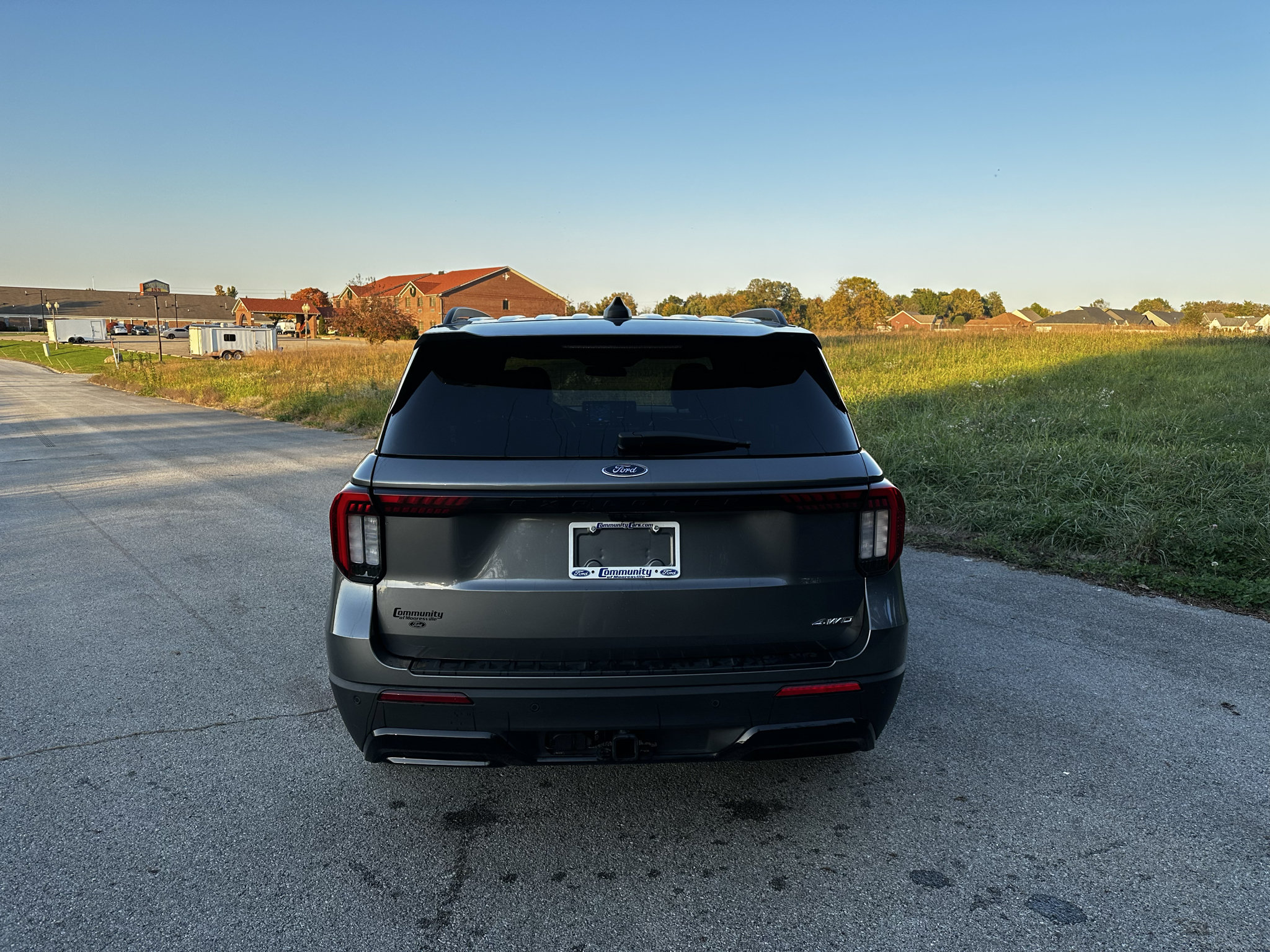 Used 2026 Ford Explorer ST-Line AWD/4WD image 6